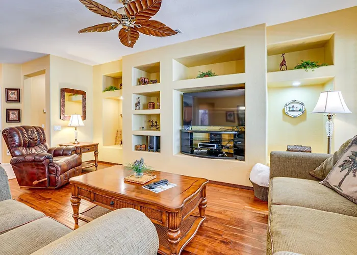 Holiday home Step-free, Sun Grand W/ Amenities Surprise