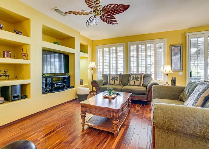Holiday home Step-free, Sun Grand W/ Amenities Surprise